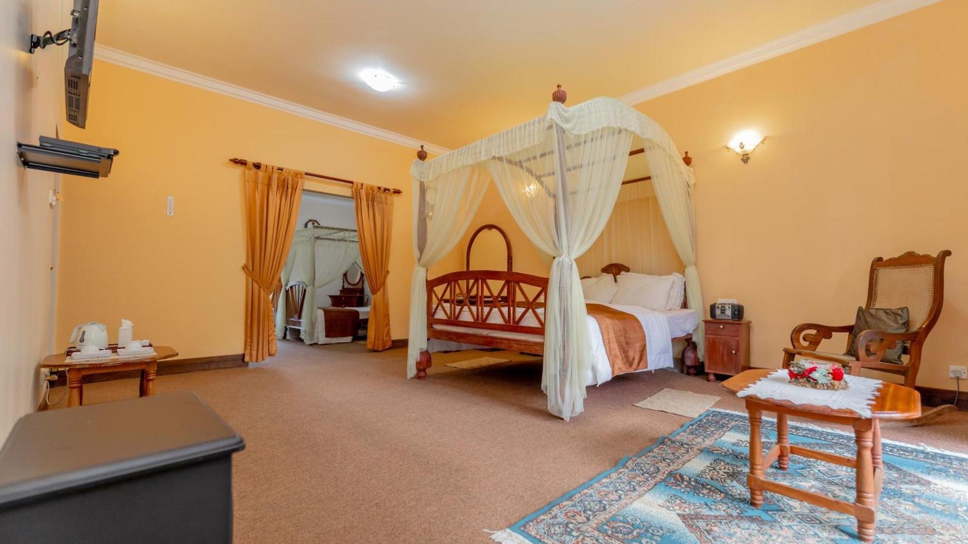 Ard Lui Hotel 4*