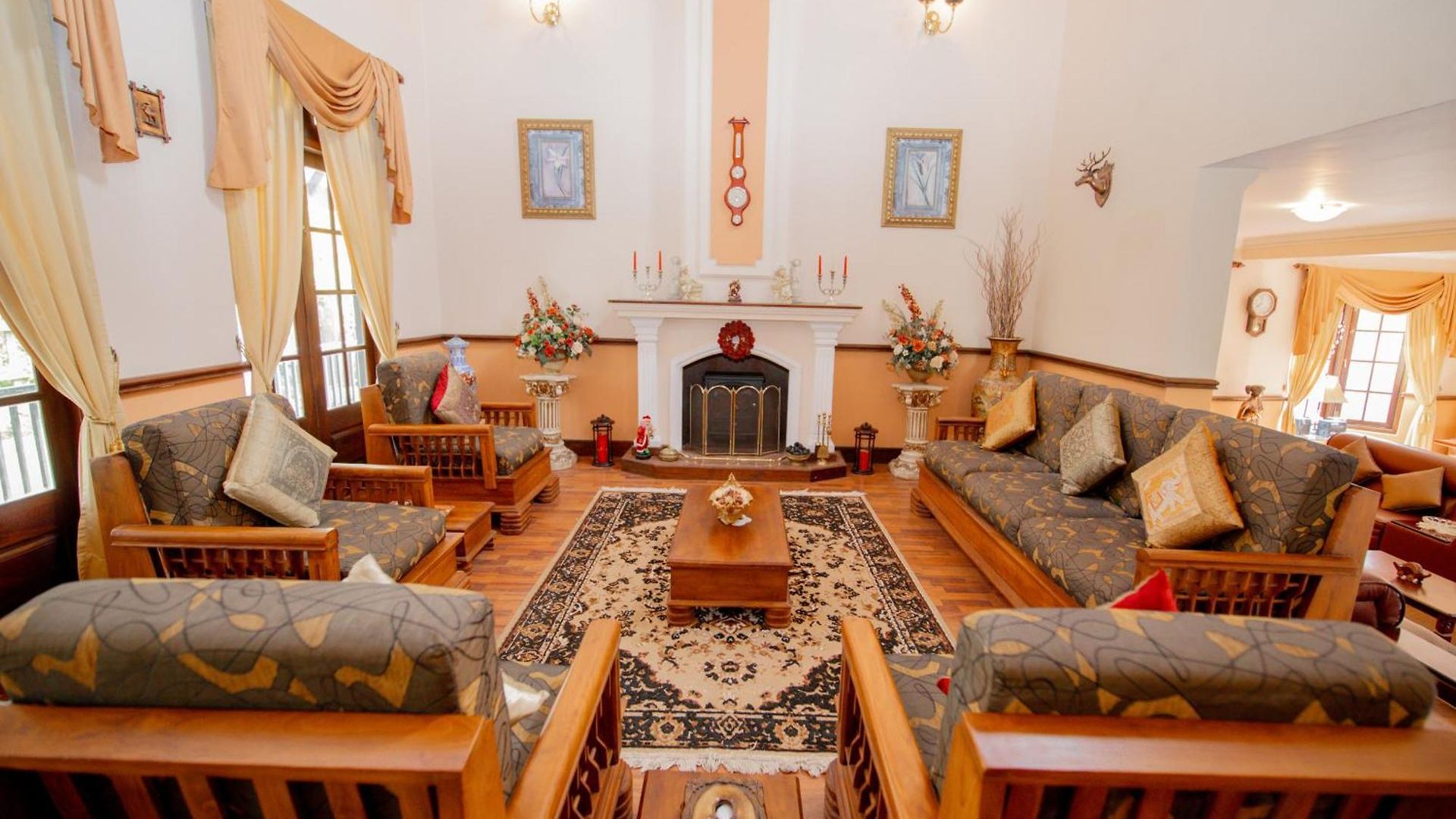 Ard Lui Hotel
