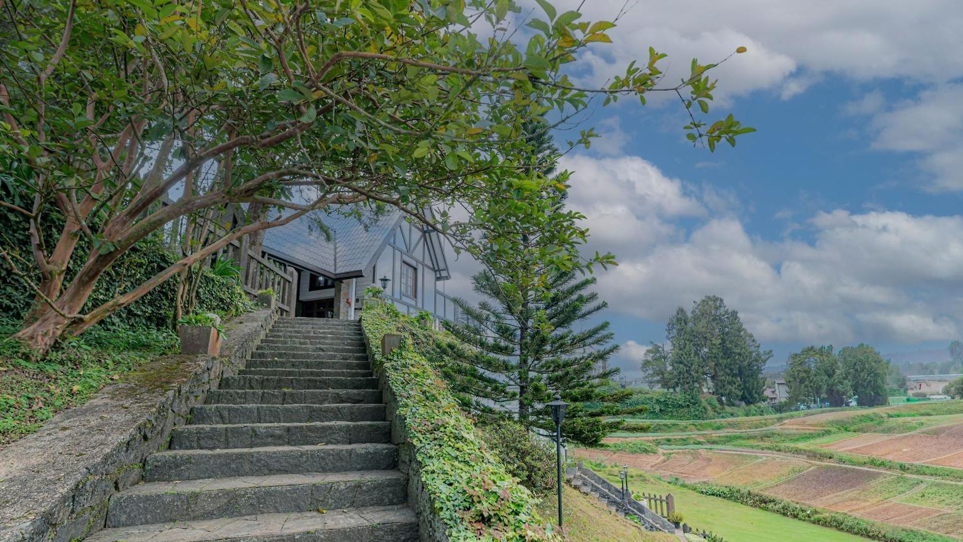 Hotel Ard Lui Nuwara Eliya