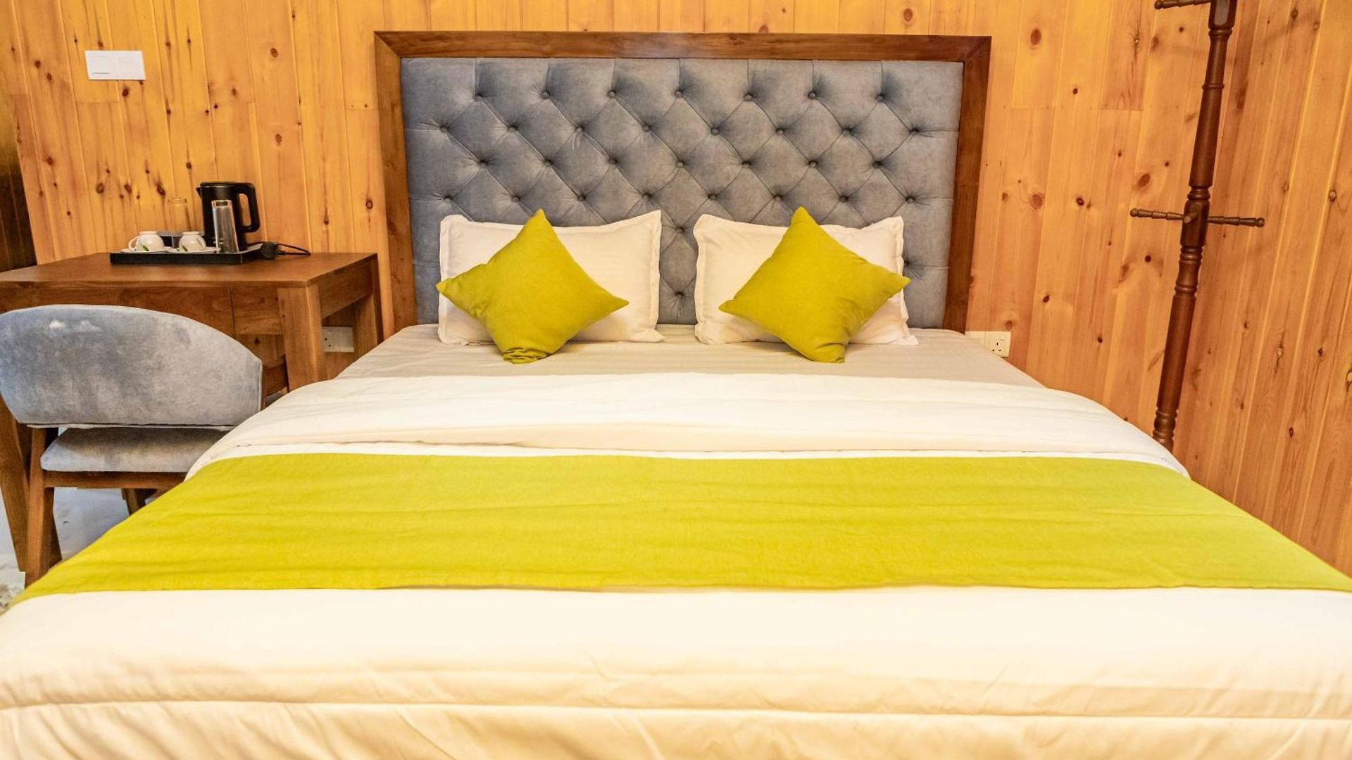 Galaxy Guest house *