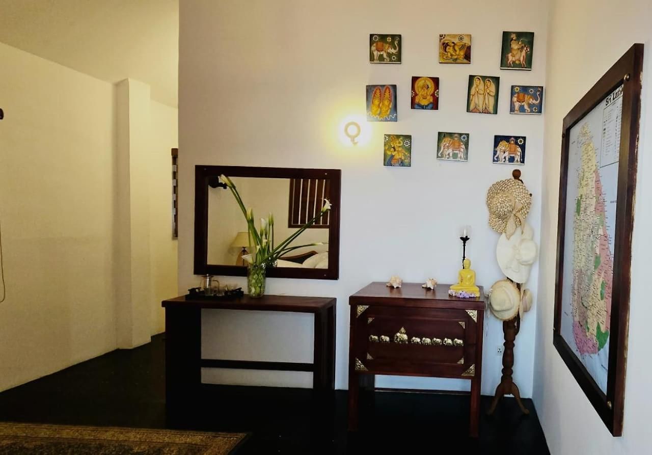 Dutch Nuwaraeliya Guest house *