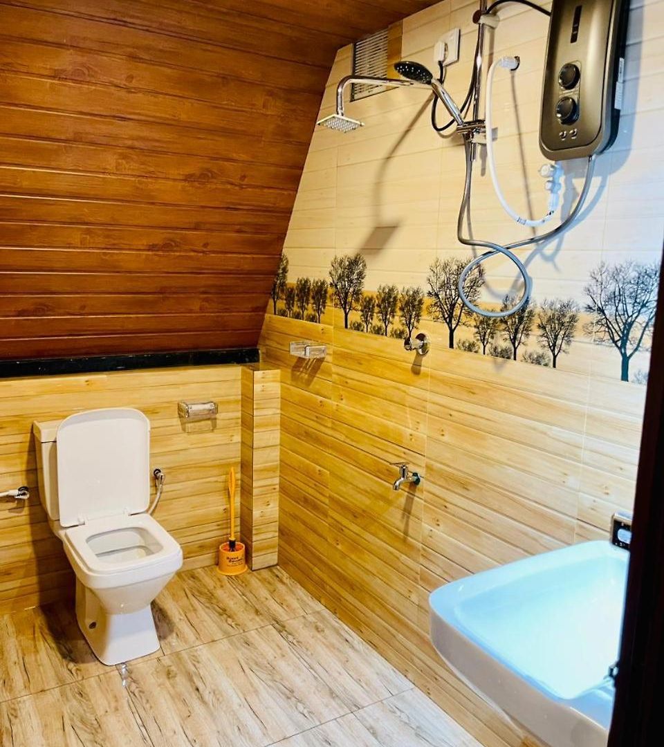 Brown - Chalet