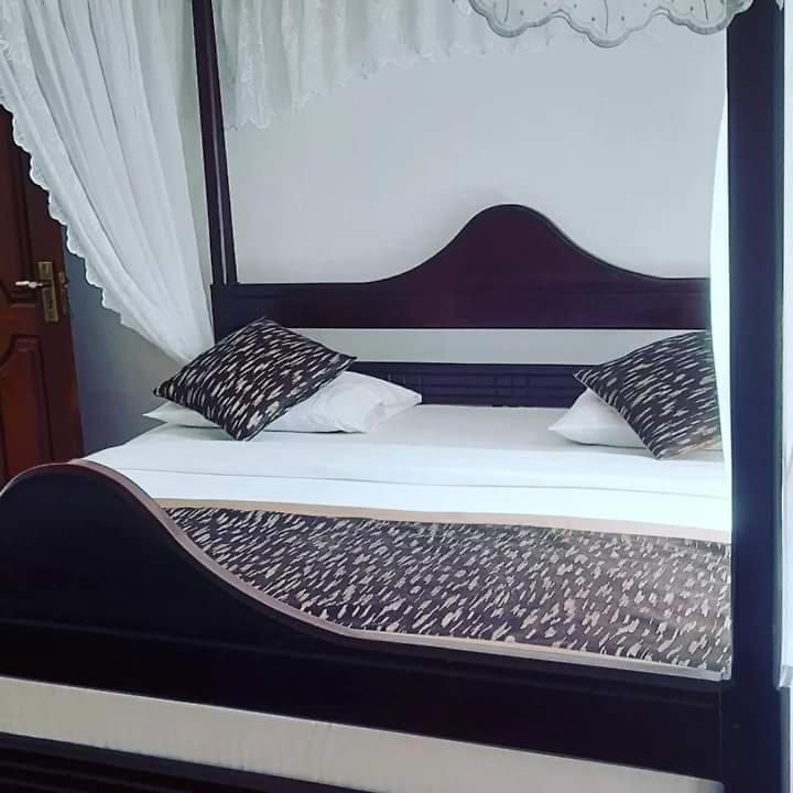 Lady Maccllum's Stone Nuwareliya Sri Lanka Hostel