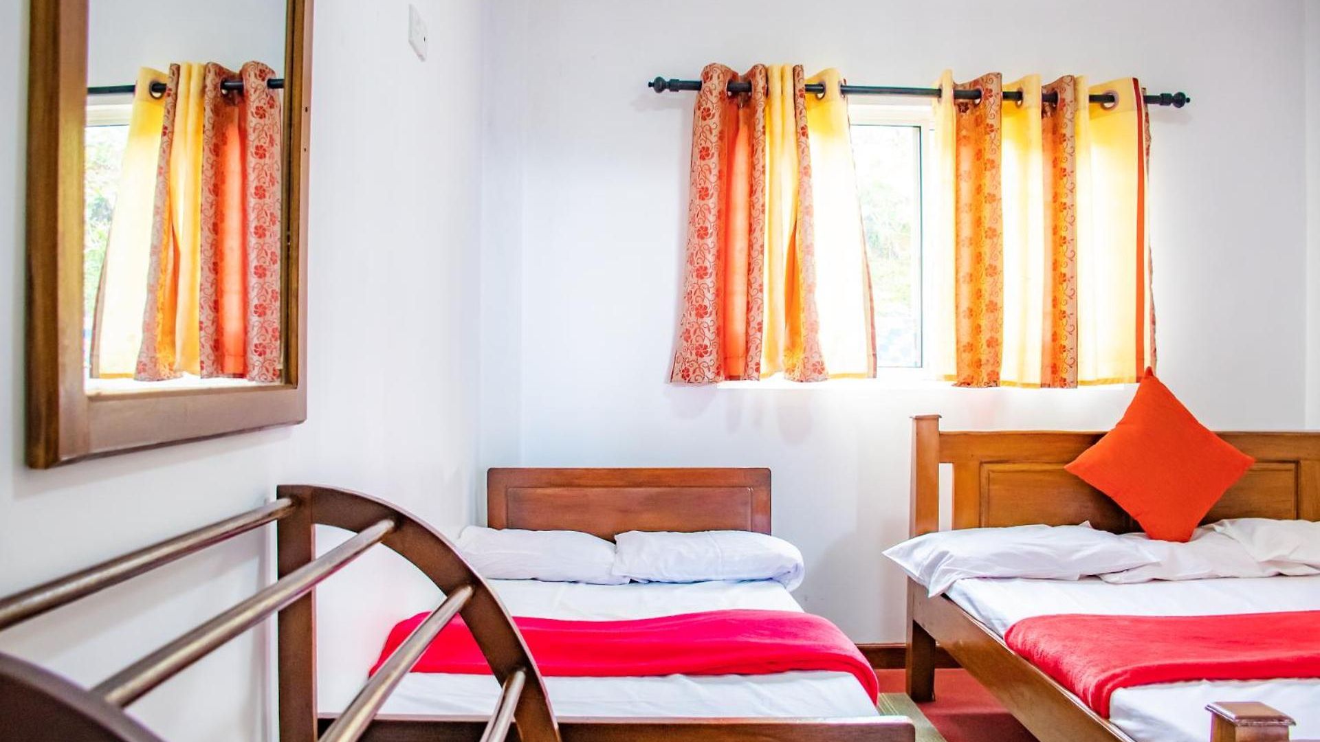 Homestay Dilru - *