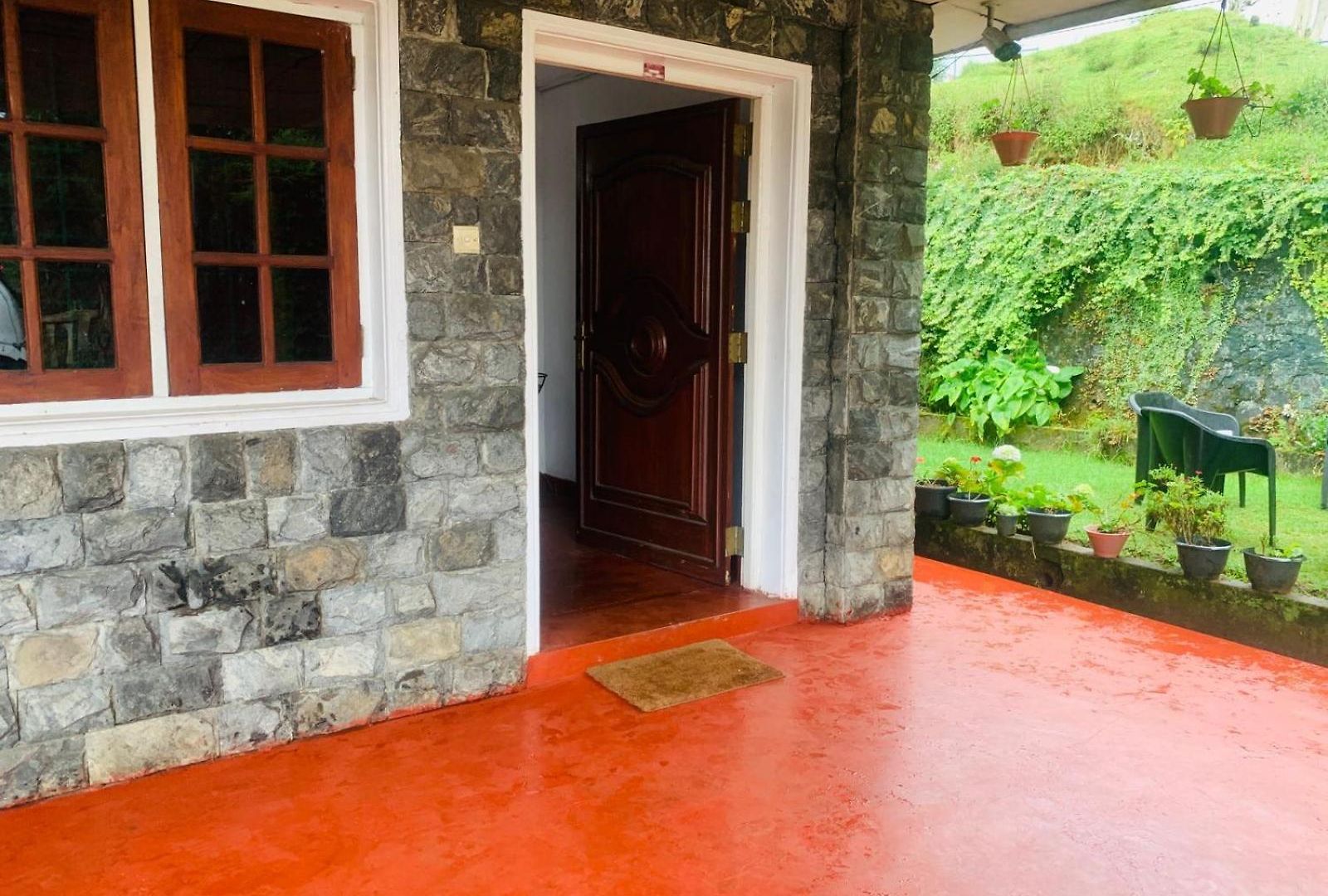 Lady Maccllum's Stone Nuwareliya Sri Lanka Nuwara Eliya