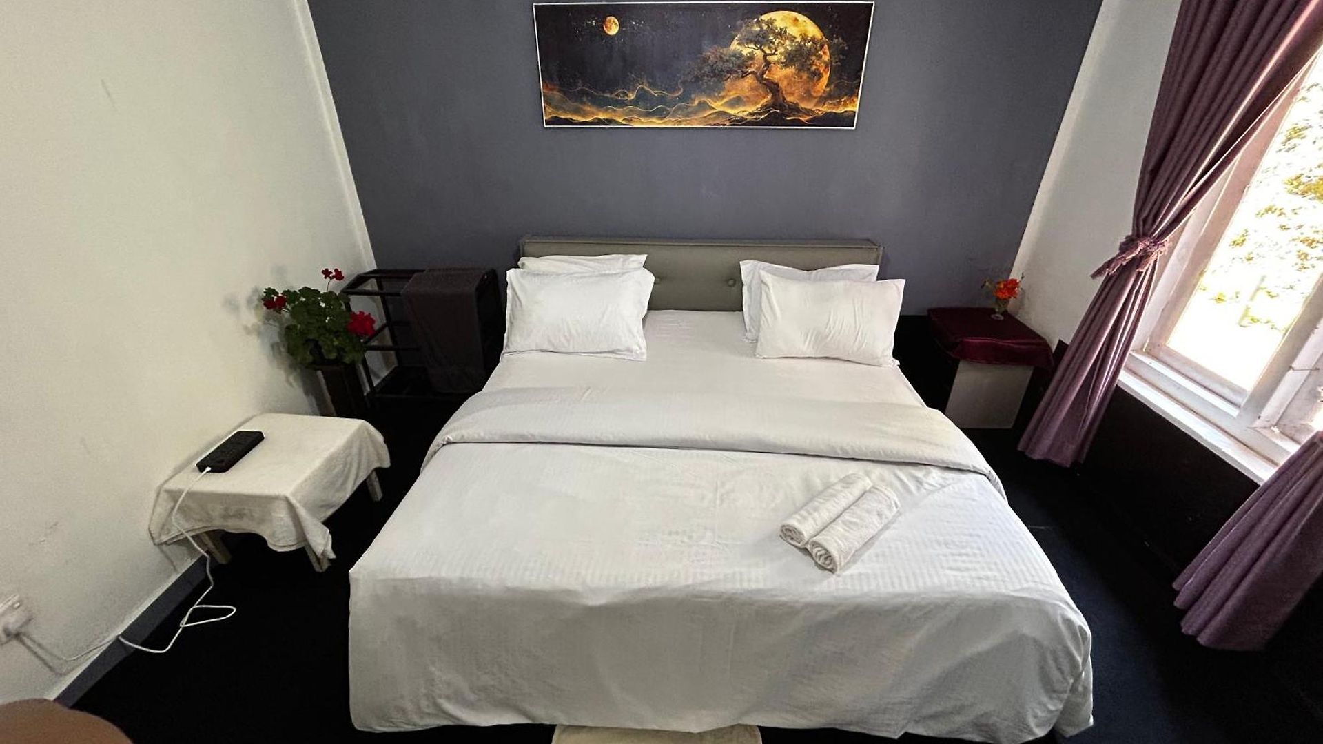 Hidden Treasure Bed & Breakfast 3*