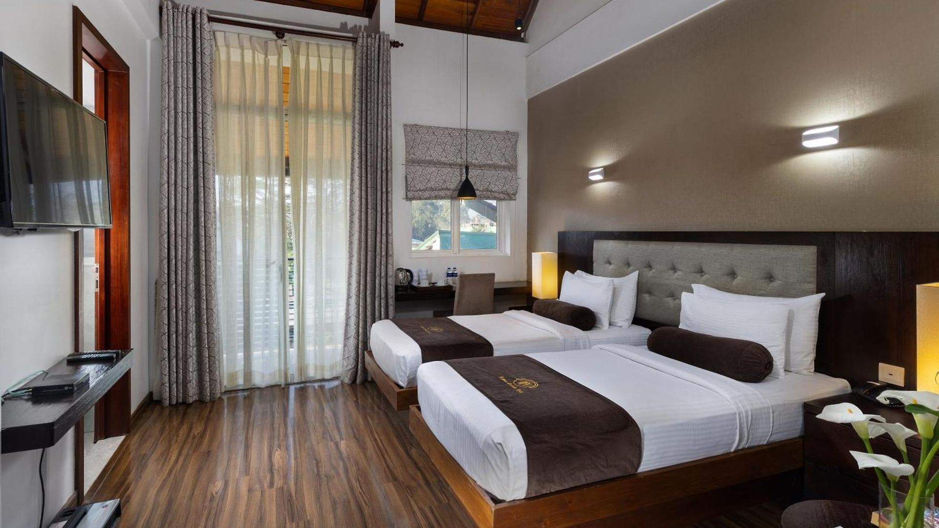 Hotel Ripon Grand Hill By Ehi 5*