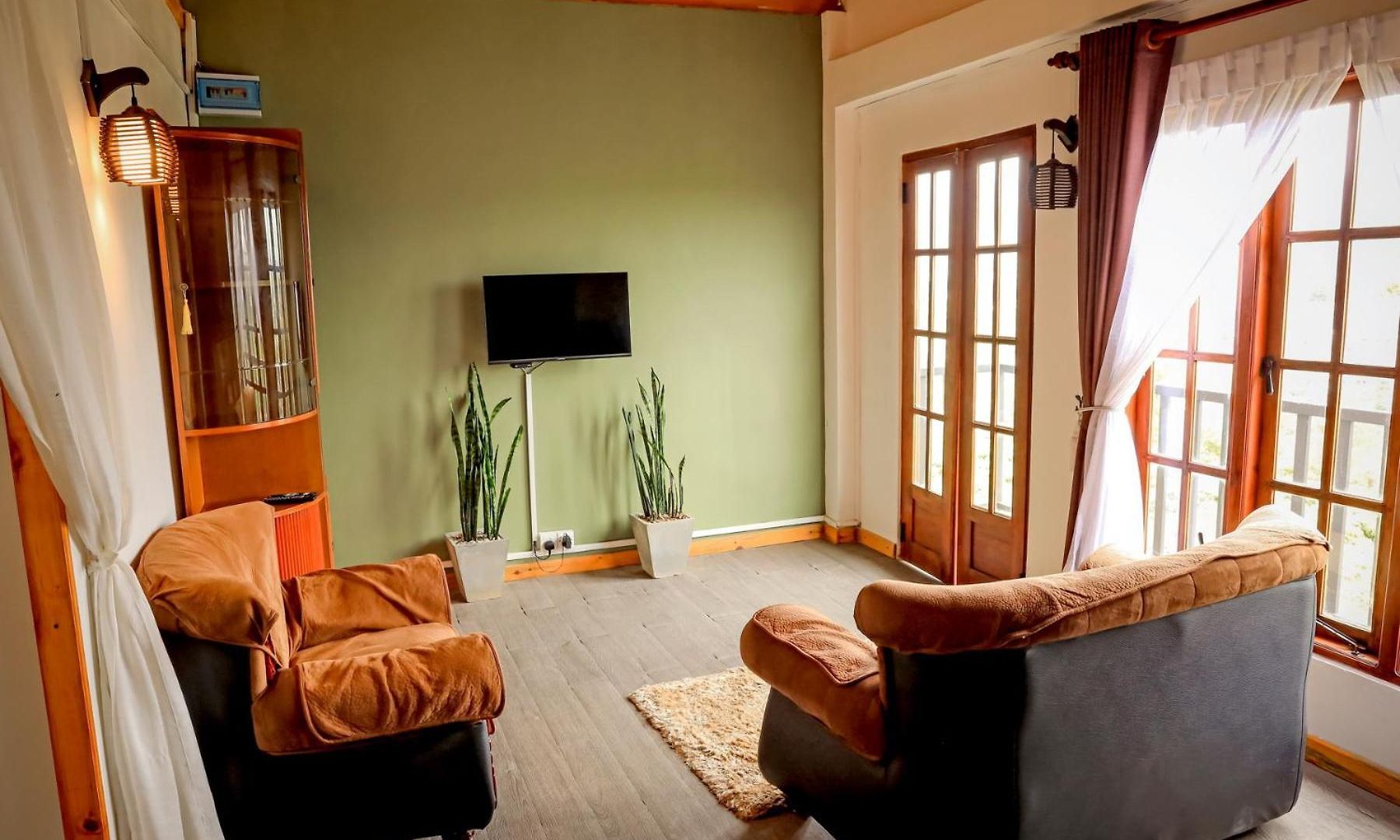 The Mount View Single Tree Hotel *