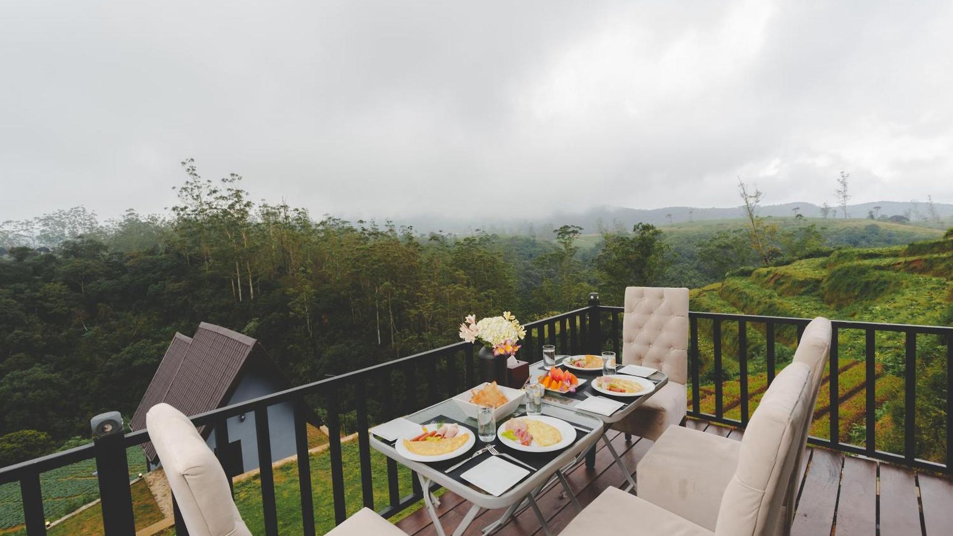 Hotel Bellevue By Pushella Nuwara Eliya