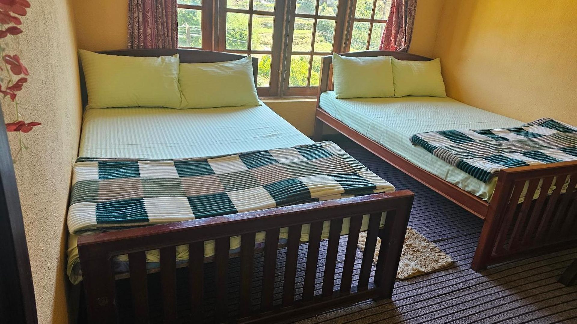 Guest house Aurora *
