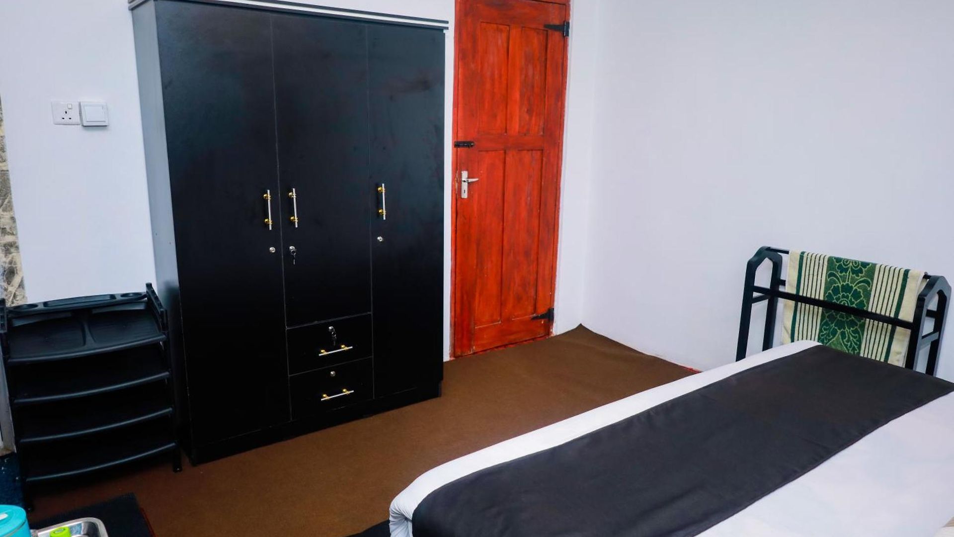 Hotel Lavender & Wood Nuwara Eliya