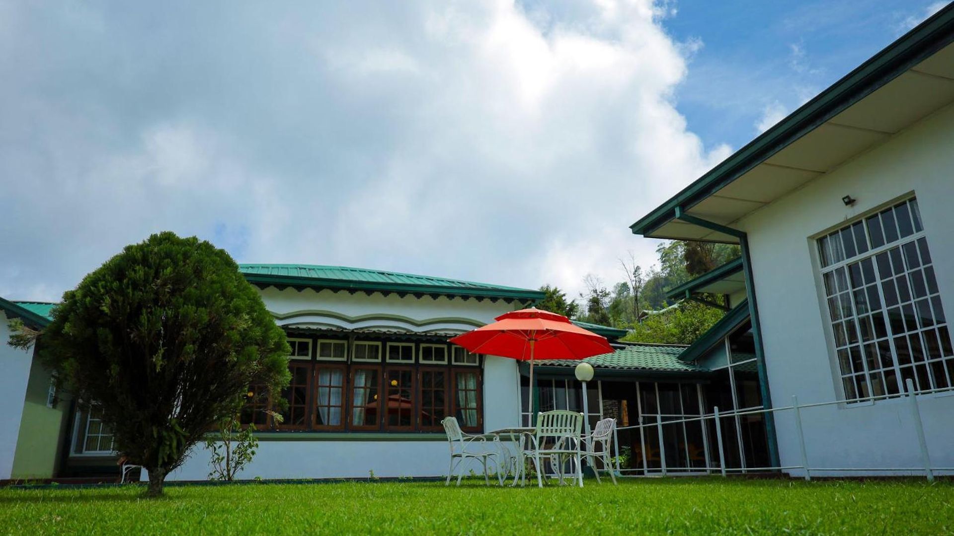 Grosvenor Hotel Nuwara Eliya