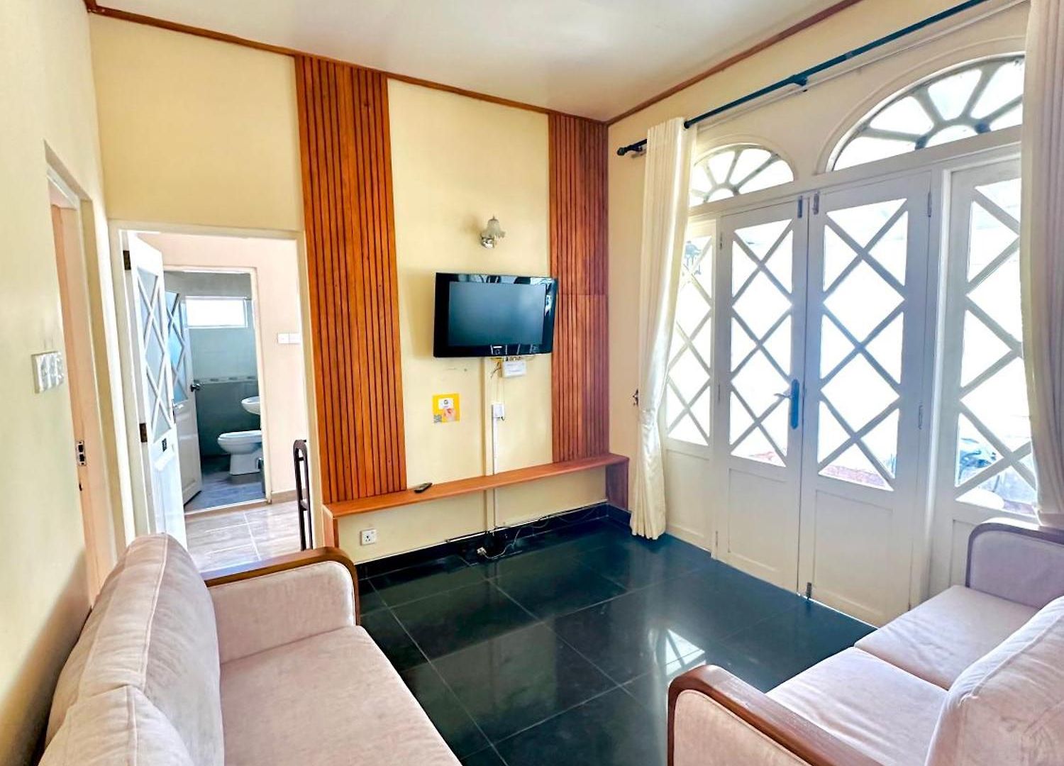 Maples Hotel Nuwara Eliya