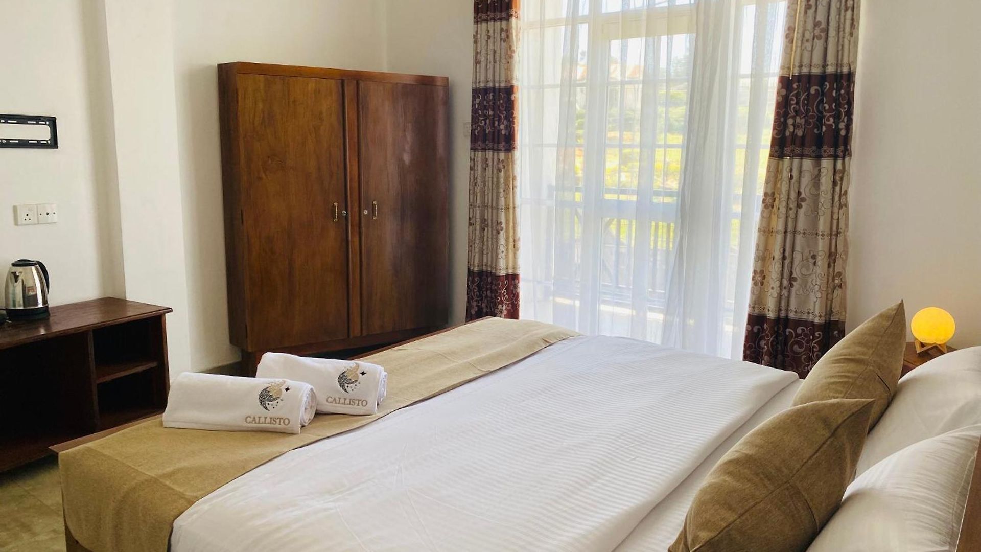 Callisto Hotel