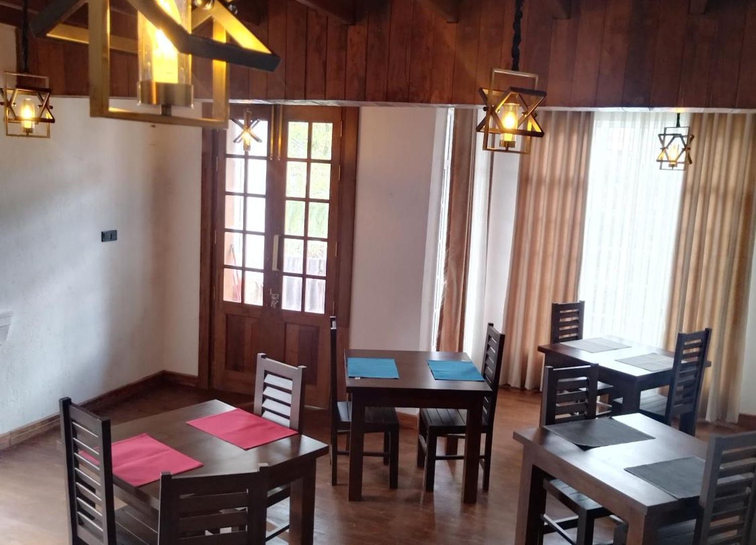 Star Gate Nuwara Eliya