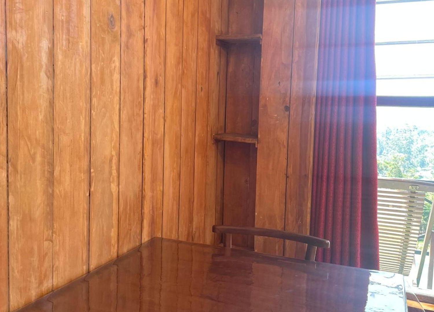 Redwood Bed & Breakfast *