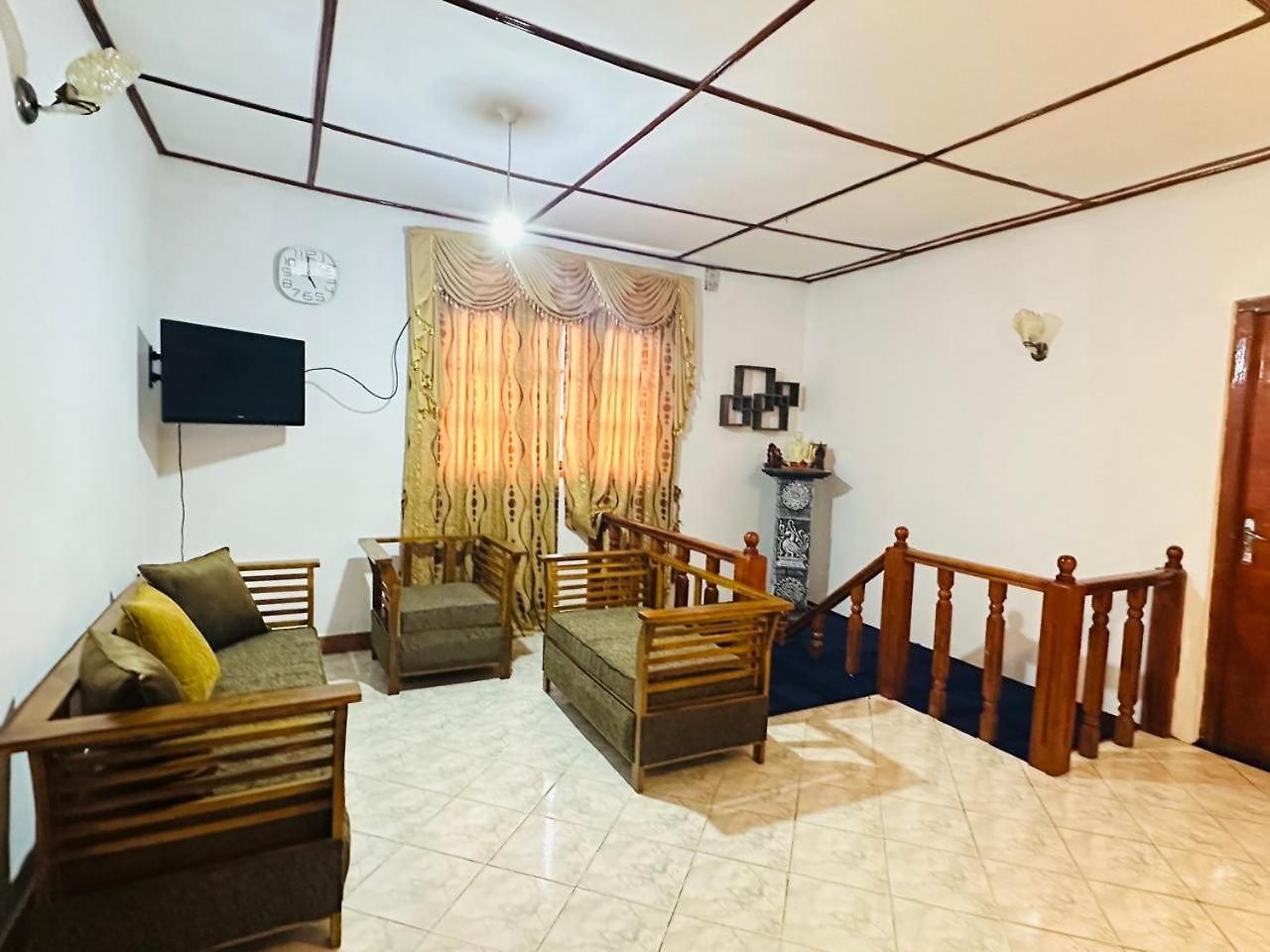 Royal Palace Heritage Guest house Nuwara Eliya