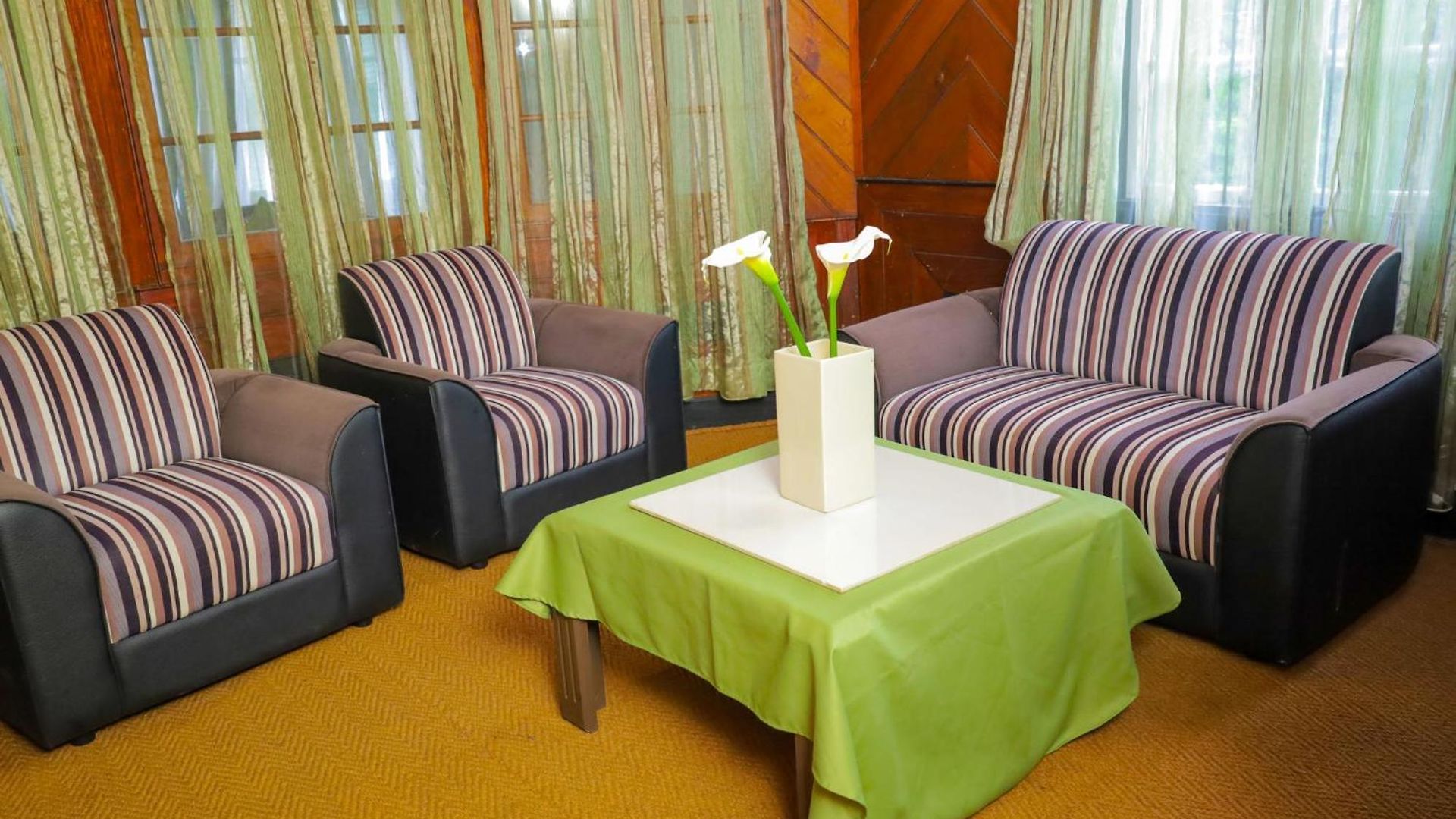 Meshi Land Bangalow Nuwara Eliya