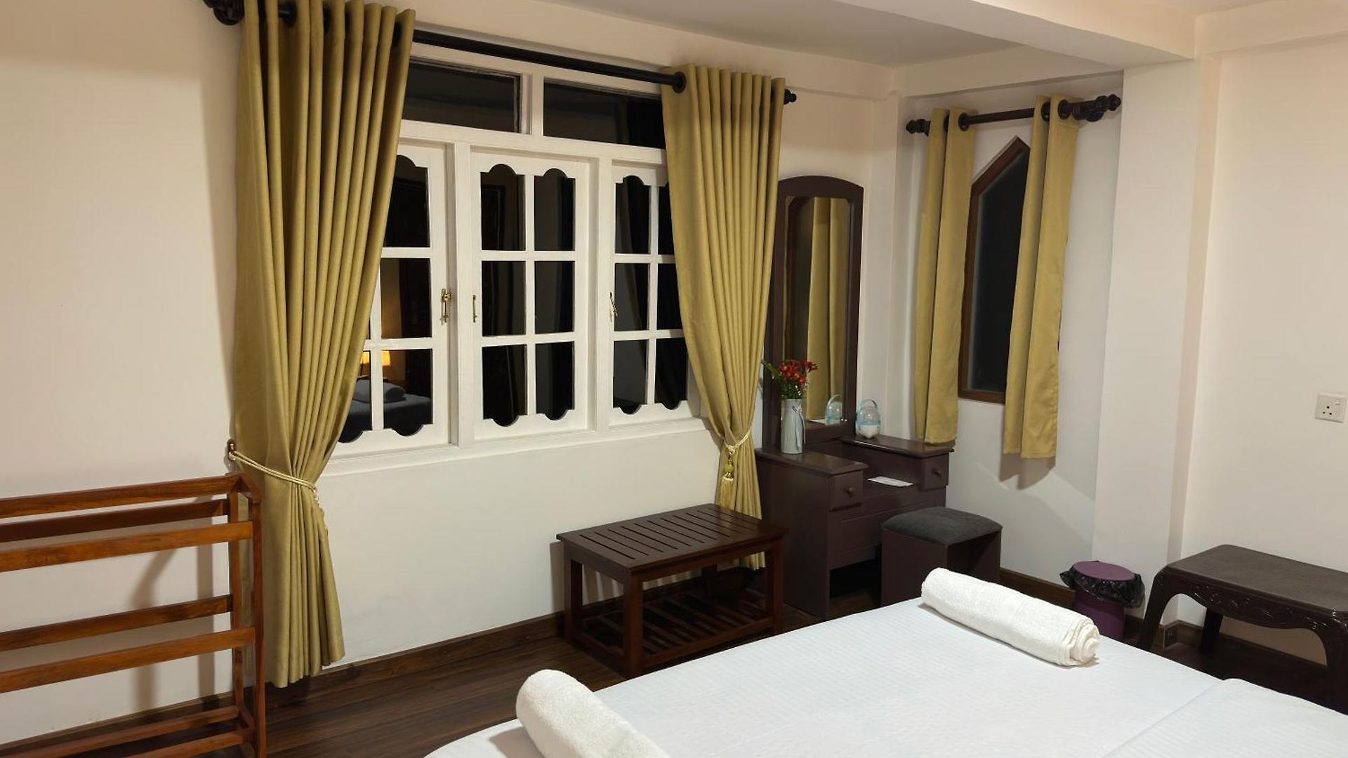 Homestay The Woodside Manor *