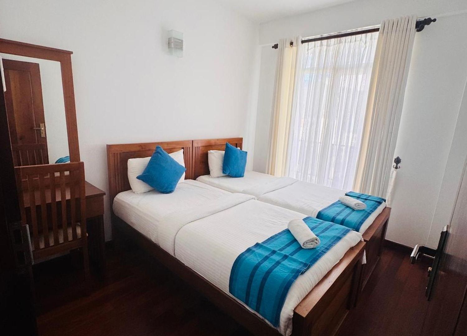Apartment Hillview