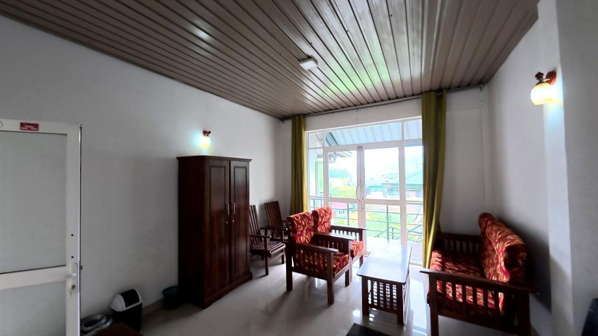 Shenul Apartment *