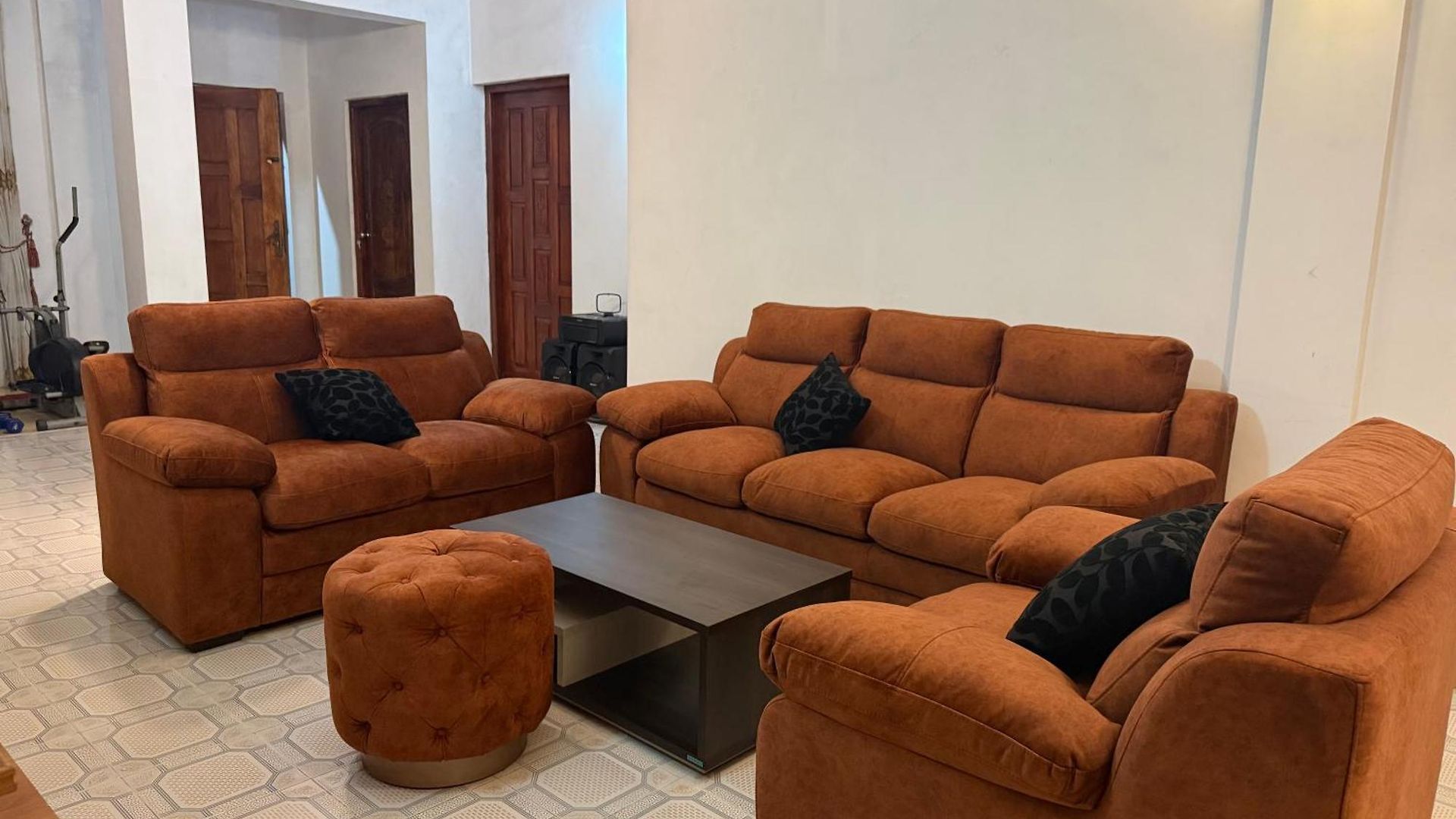Roshan Hotel 3*