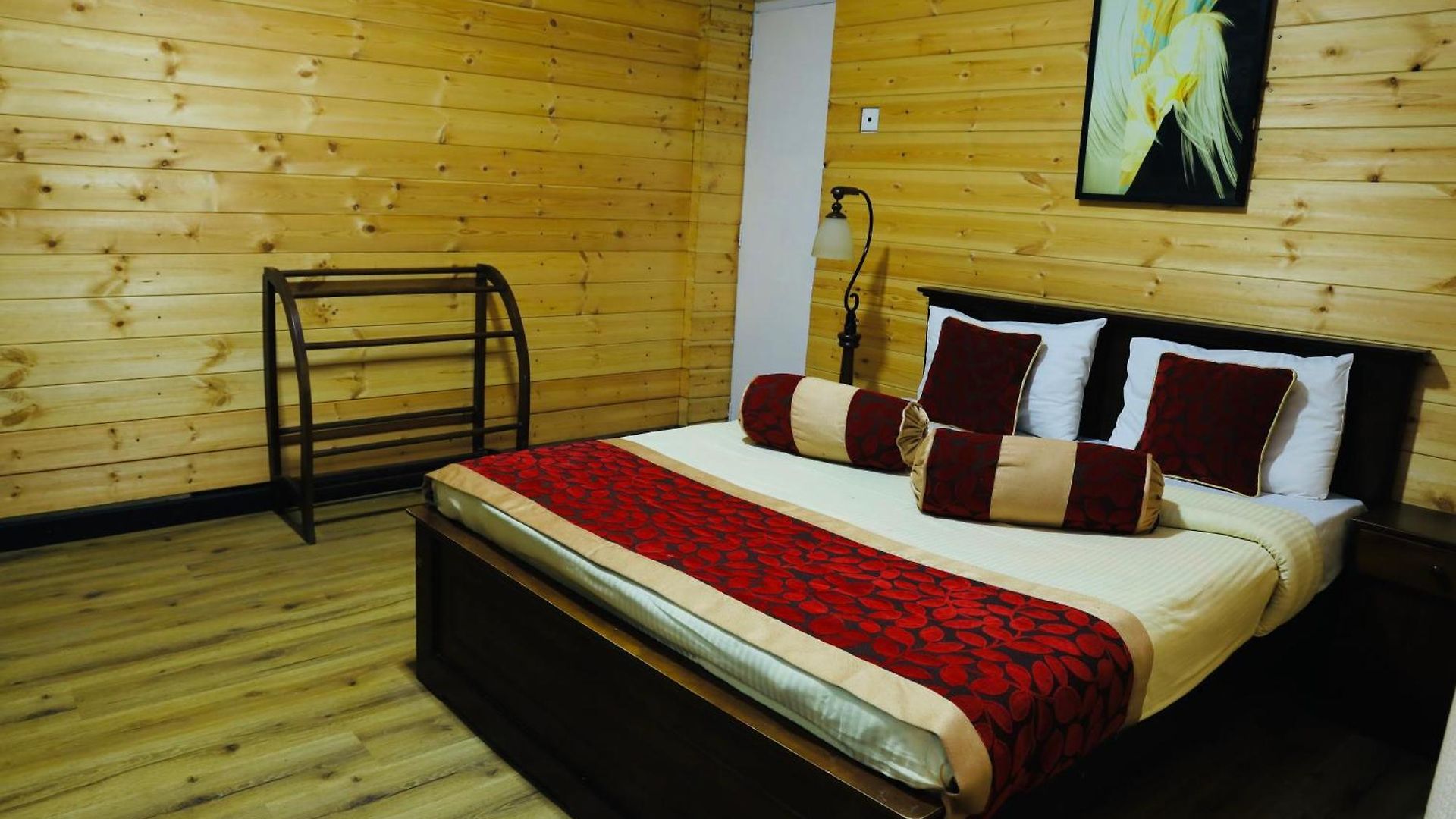 Little England Guest house 3*