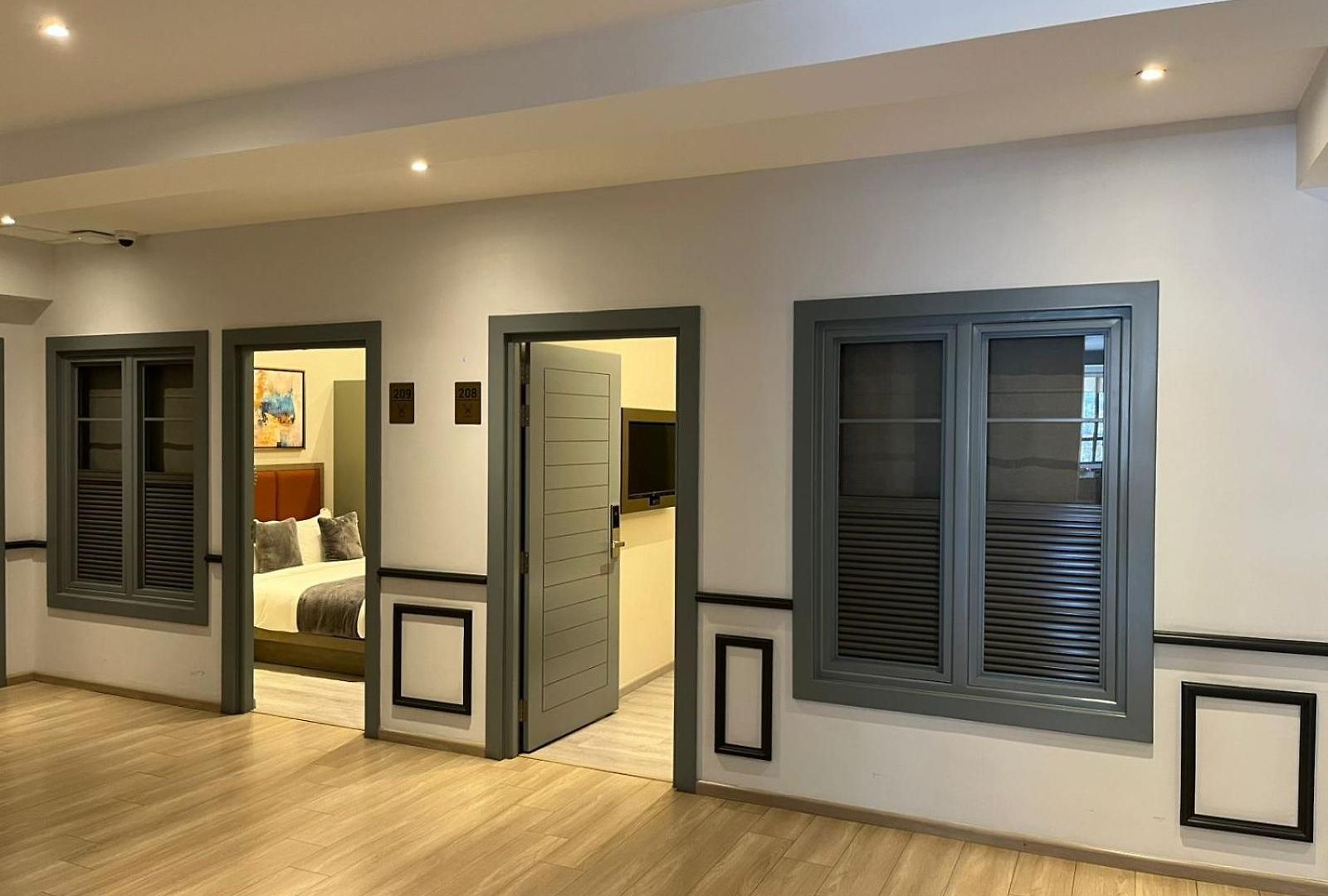 Yara Hotel 4*