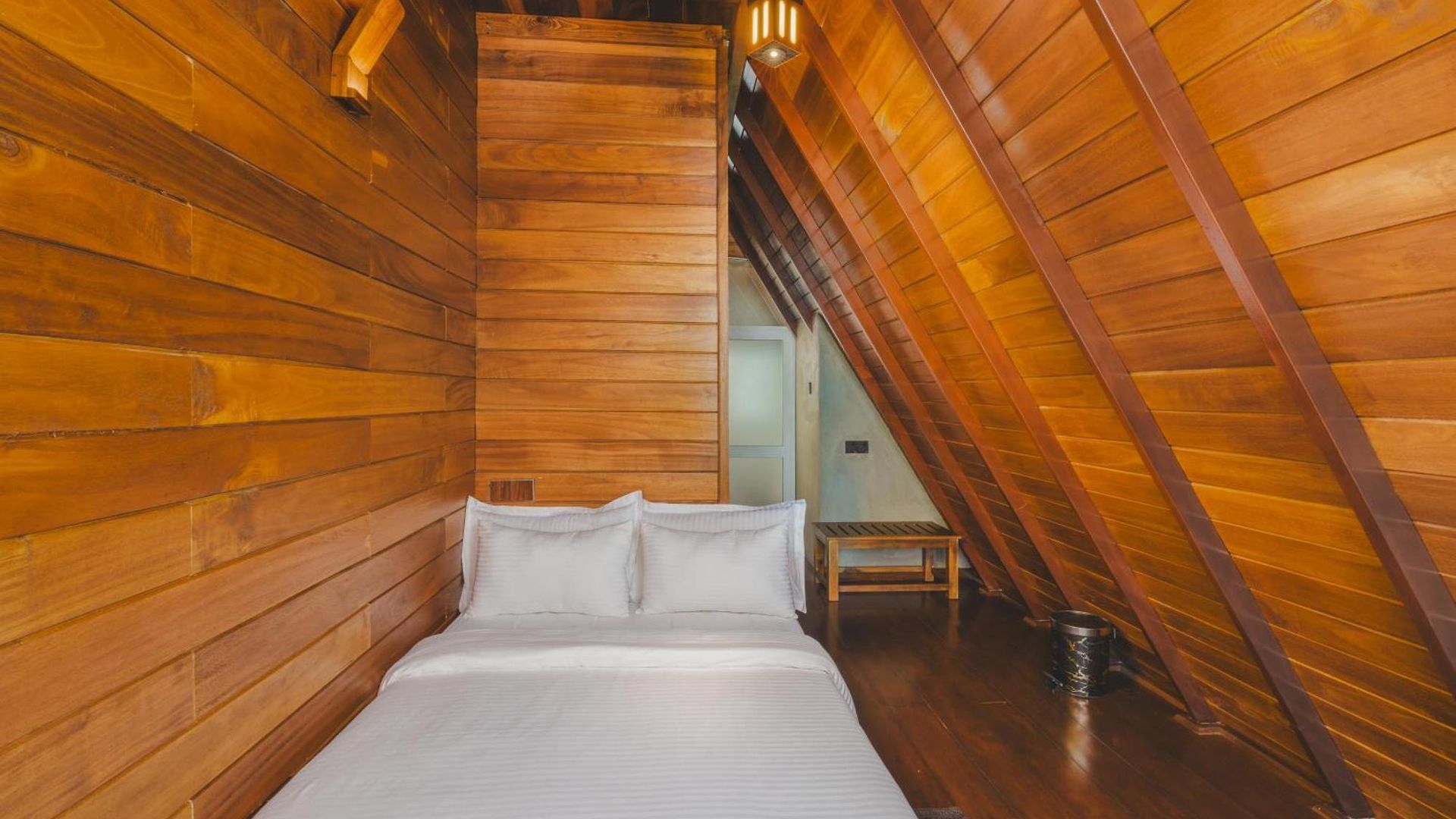 Bellevue By Pushella Hotel *