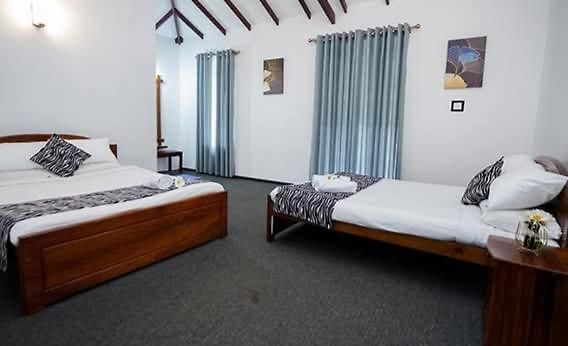 Hotel Paravithota Hills