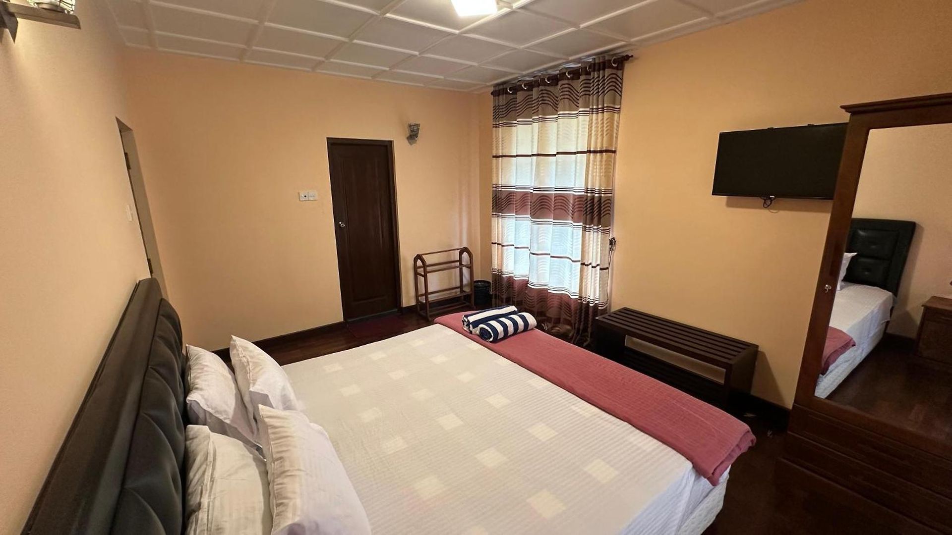 Altitude 1868 By Ij Guest house *