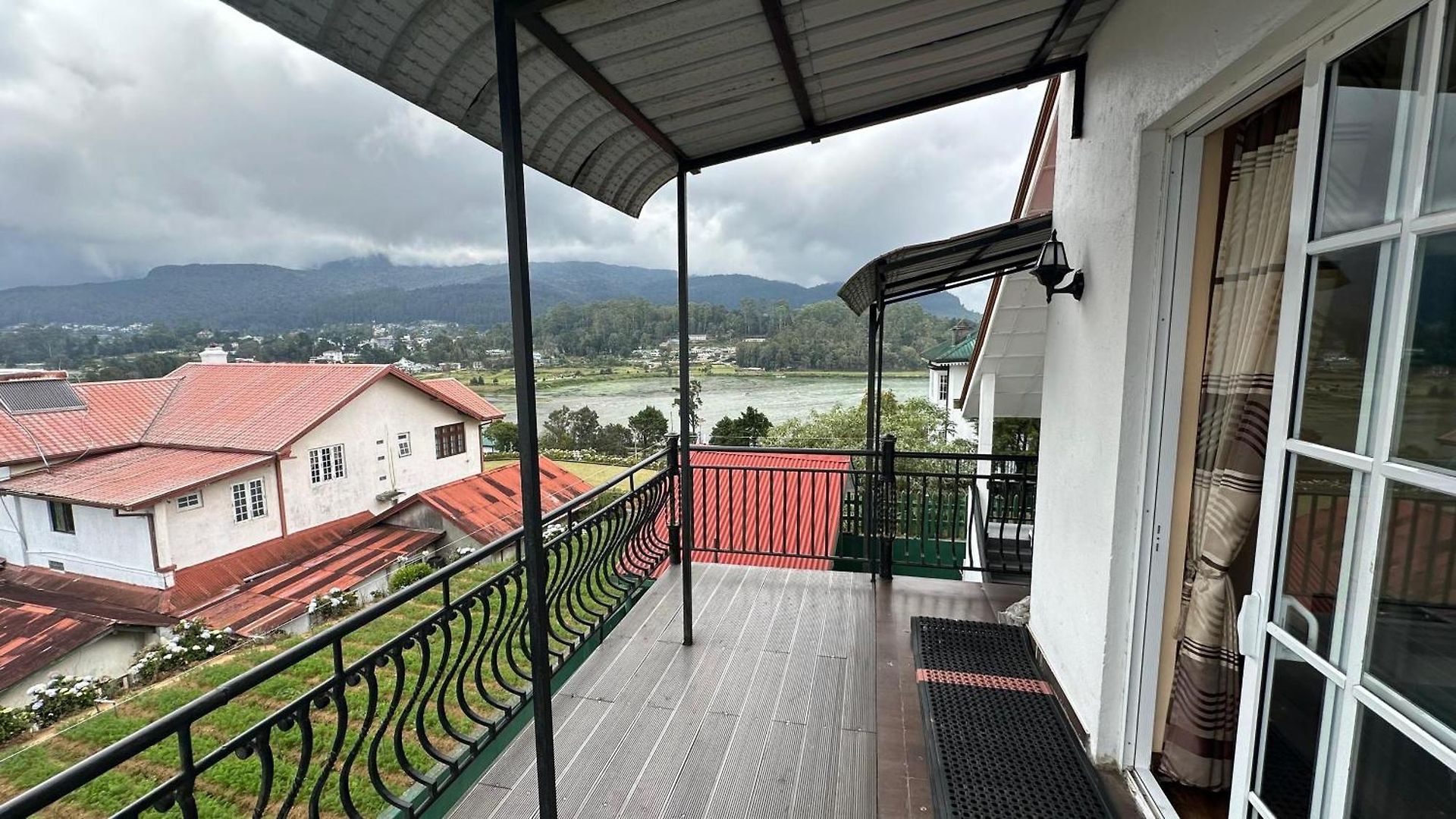 Altitude 1868 By Ij Guest house Nuwara Eliya
