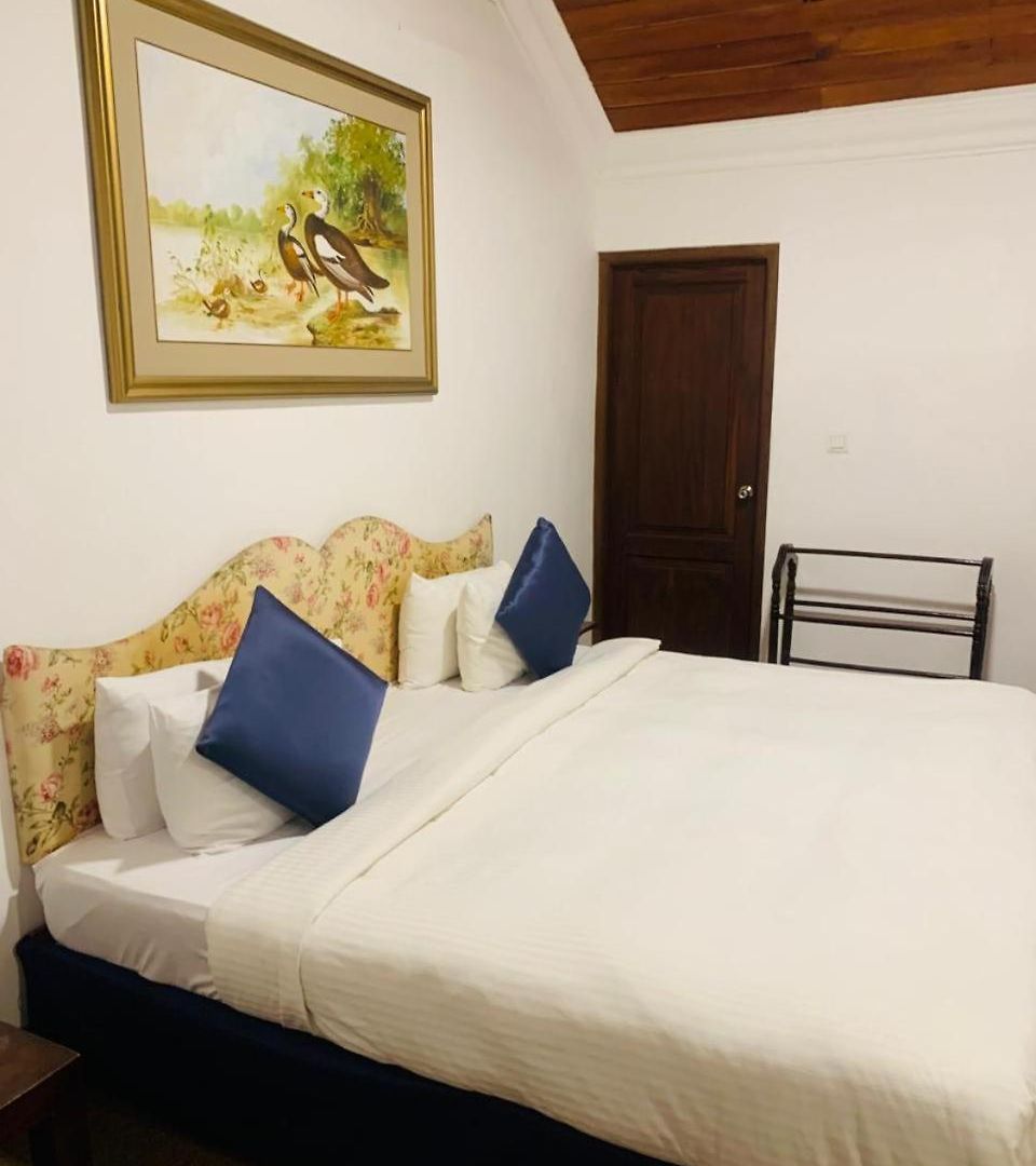 Tea Bush Hotel 3*