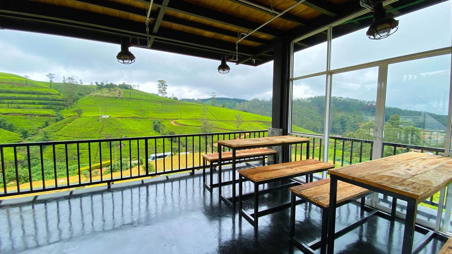 Hotel Friendly Hills