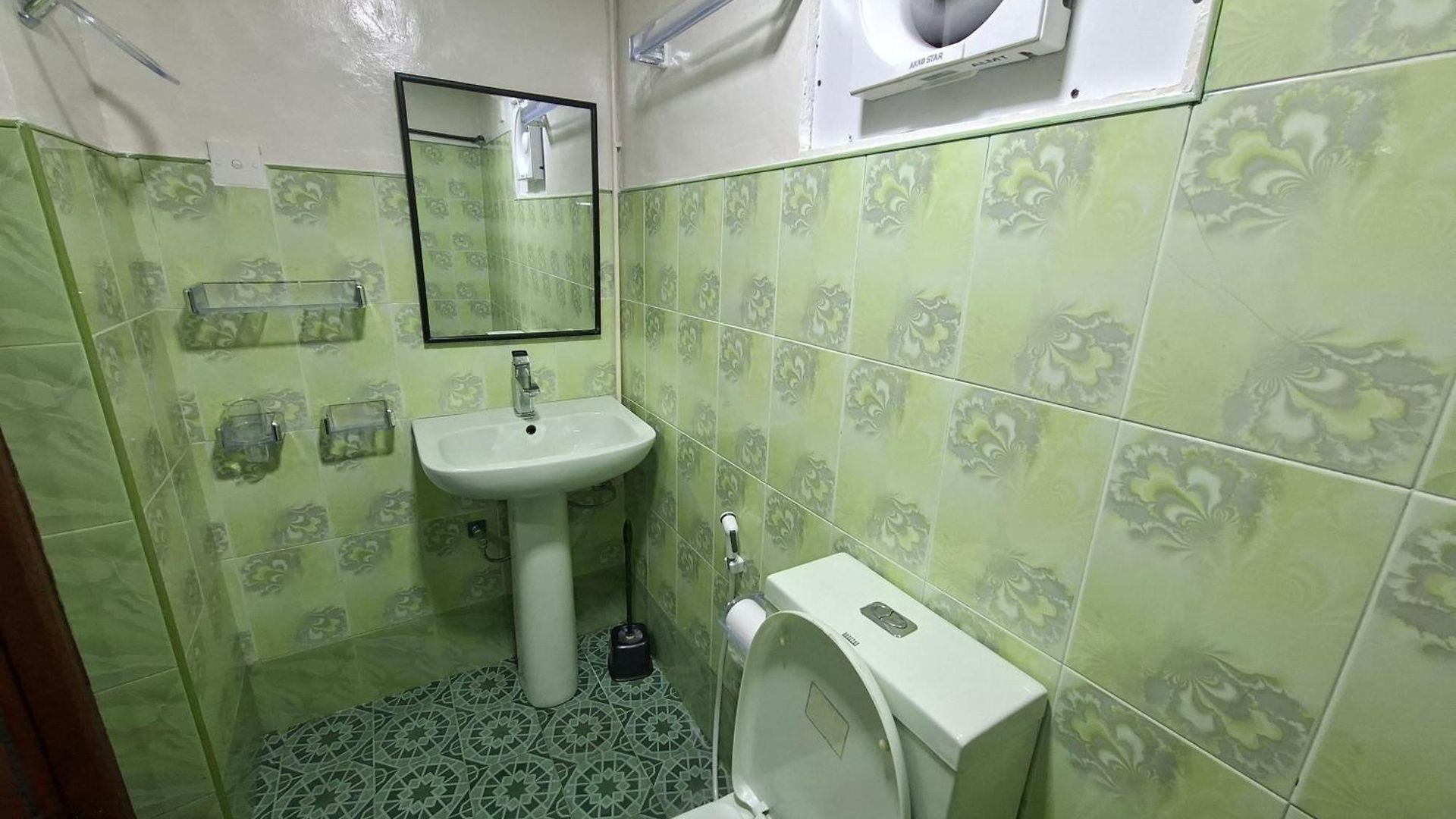 Kenton Guest house *