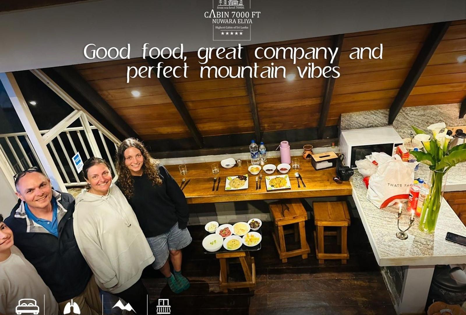 7000 Feet - A Cozy Mountain View Retreat In Chalet