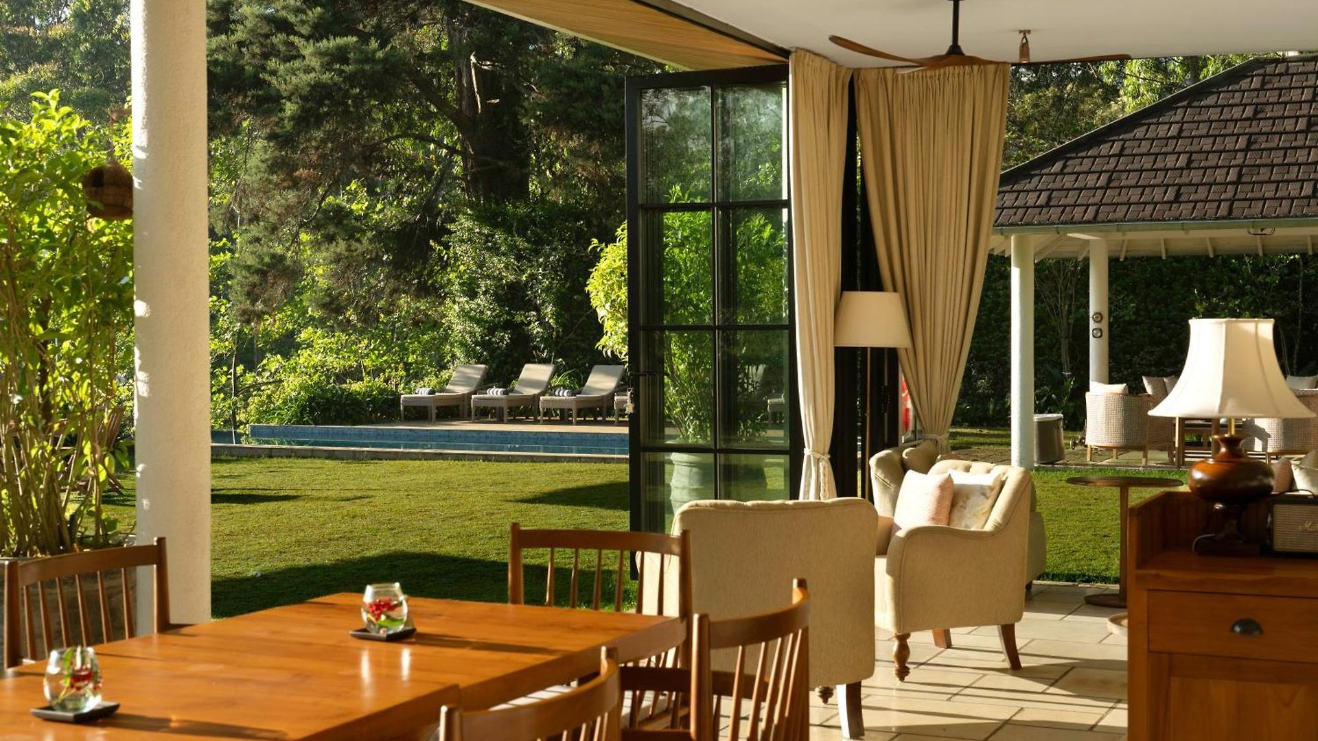Stafford Bungalow - Exclusive Luxury Within A Private Tea Estate Nuwara Eliya