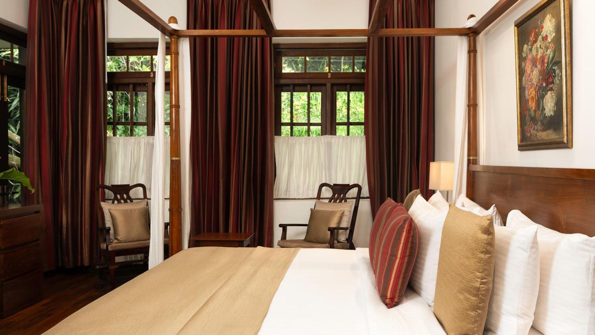 Stafford Bungalow - Exclusive Luxury Within A Private Tea Estate Villa *