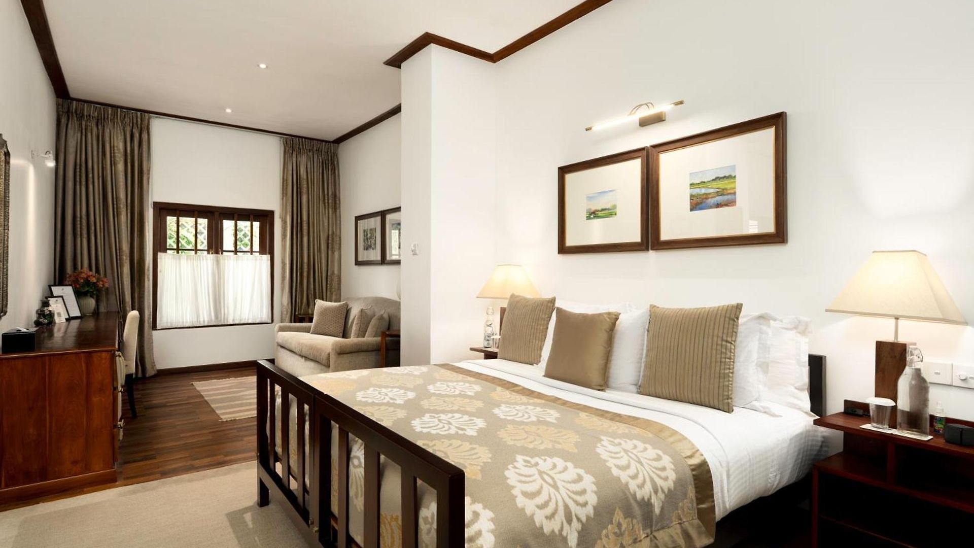 Stafford Bungalow - Exclusive Luxury Within A Private Tea Estate *
