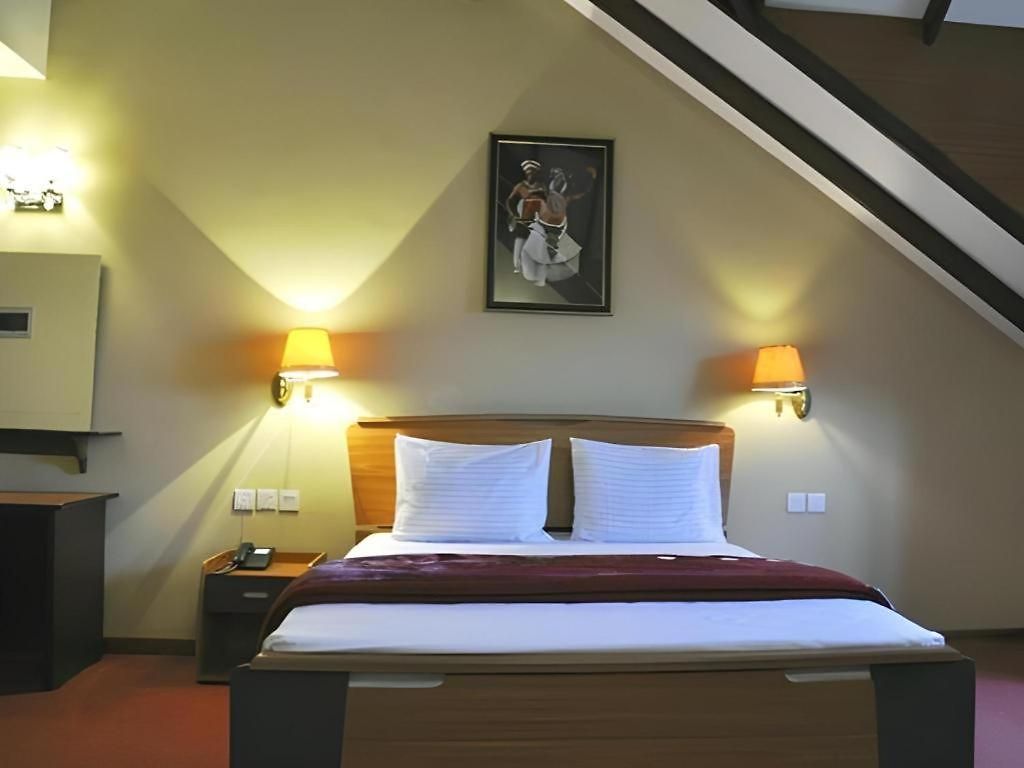 Stamford Star Hotel 3*