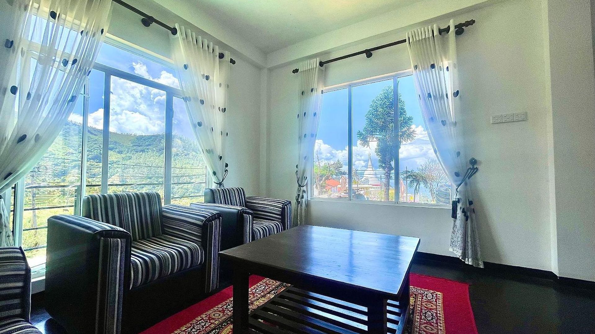 Wonder Hills *