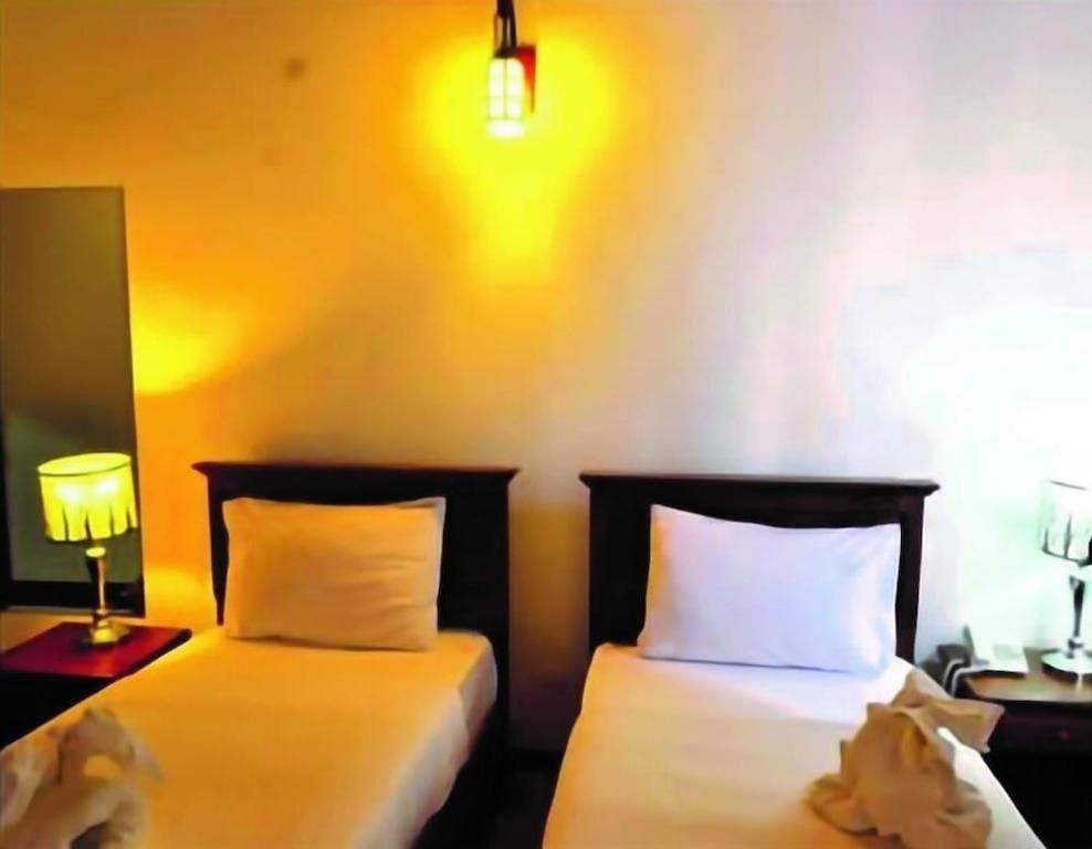 Daffodils Hotel 4*