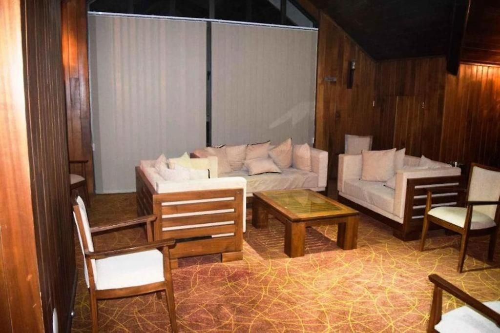 Hotel Daffodils Nuwara Eliya