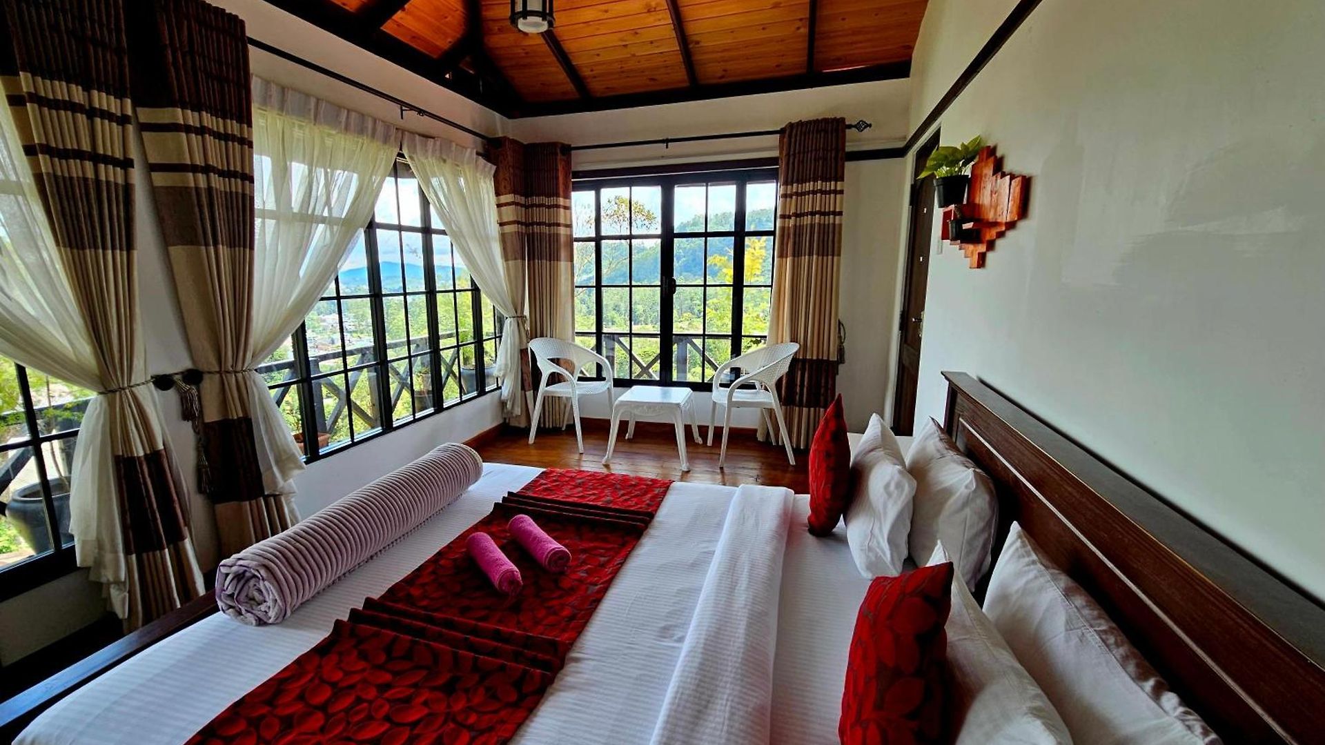 Hostel Chez Rooftop Nuwara Eliya