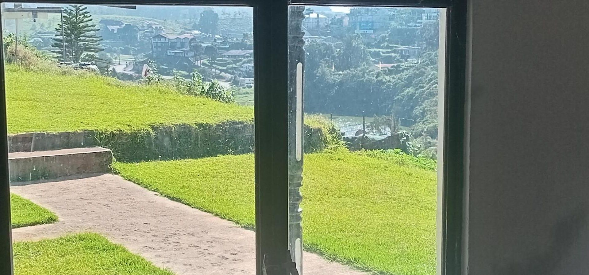 Gregory * Nuwara Eliya