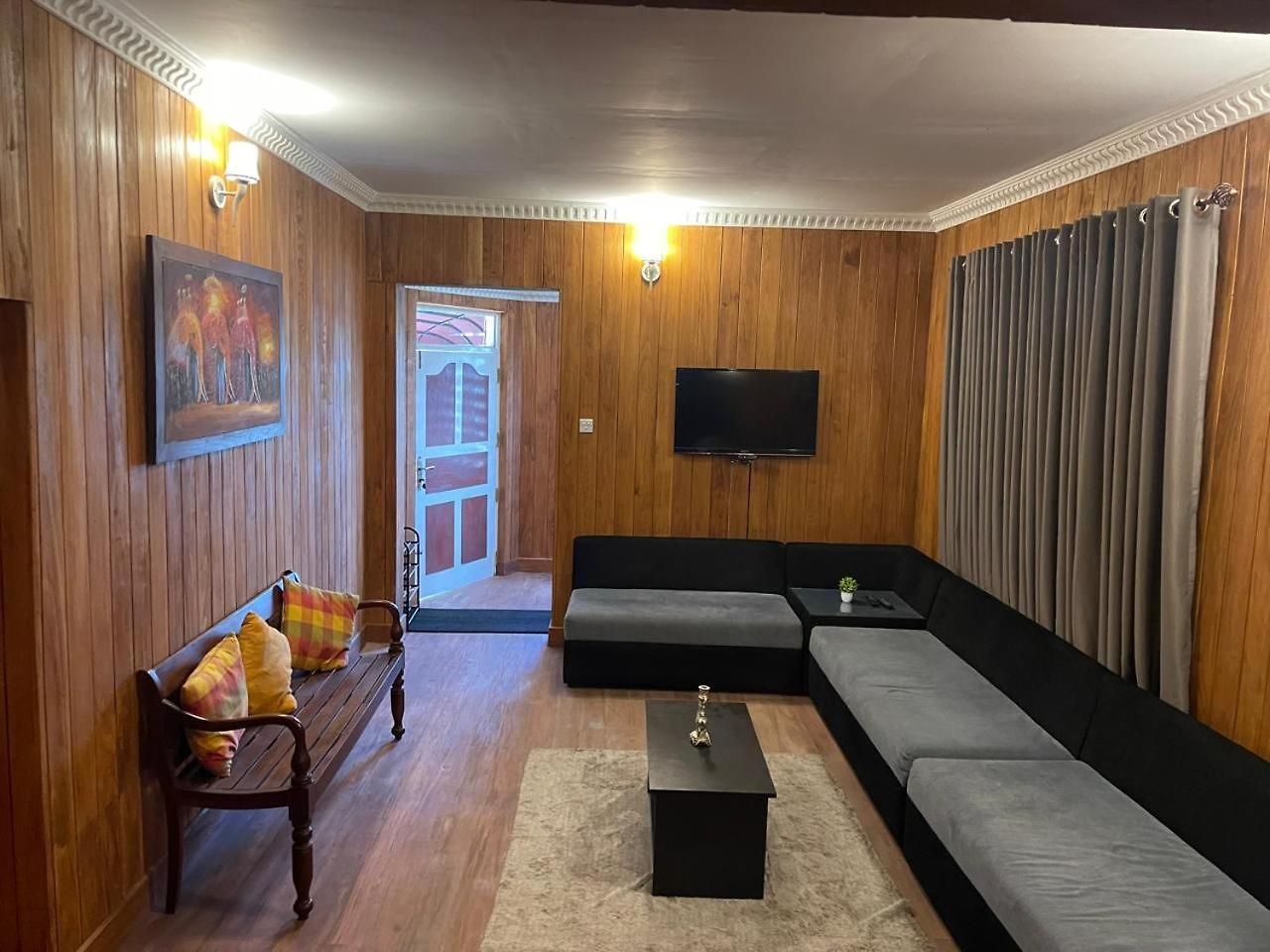The Rosedale Grand * Nuwara Eliya