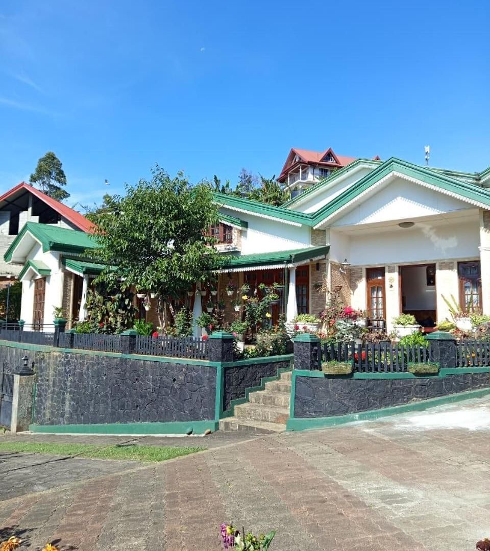 Hotel Little England Grand 3*