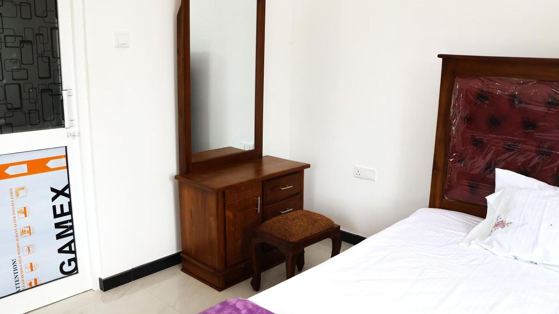 White Rose Villa, Guest house