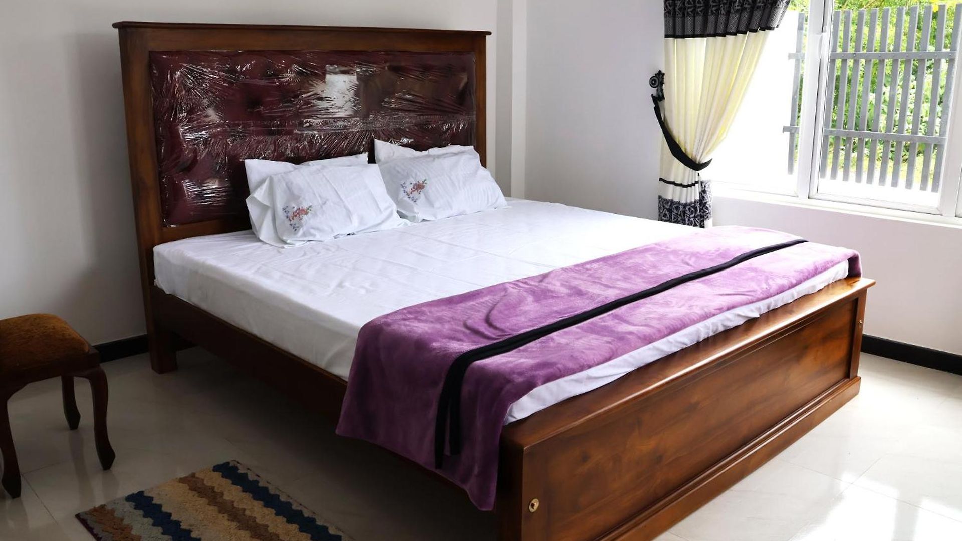 White Rose Villa,