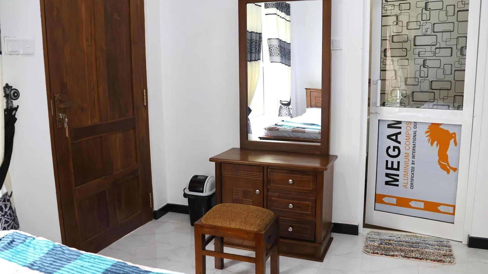 White Rose Villa,